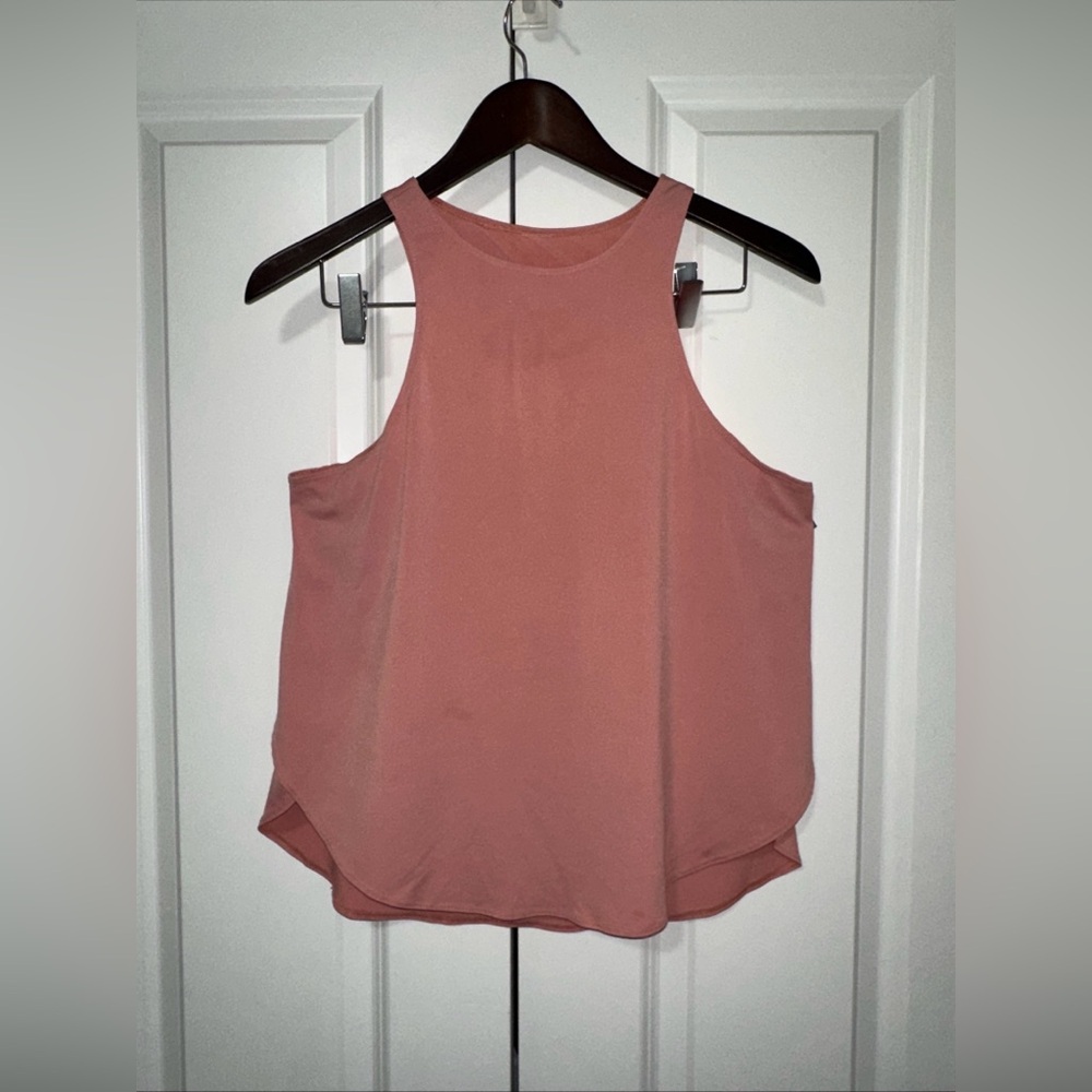 Fabletics Lightweight High Neck Cropped Swing Tank S